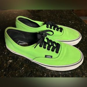 Like green vans ! 💚